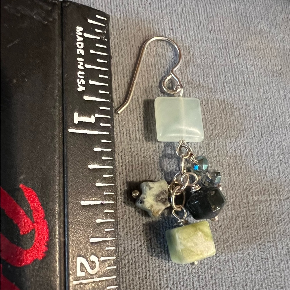 Sterling Silver, Prehnite & assorted bead earrings - Picture 4 of 4